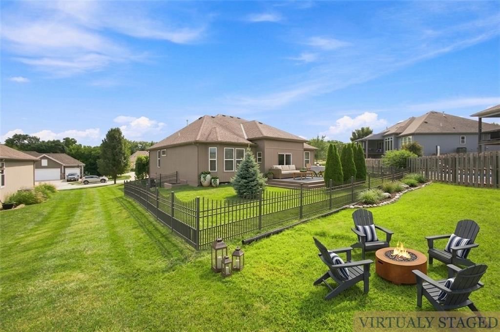 Photo 72 of 74 - 4817 SW Marguerite Street, Blue Springs, MO 64015