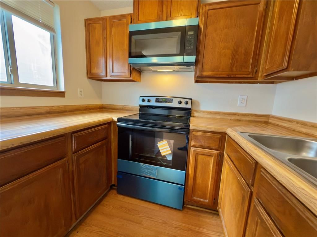 501 Colorado Street — photo 9