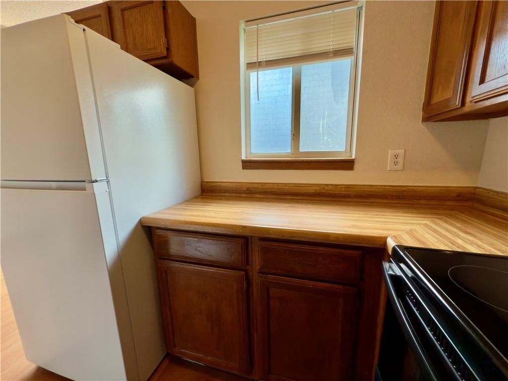 501 Colorado Street — photo 10