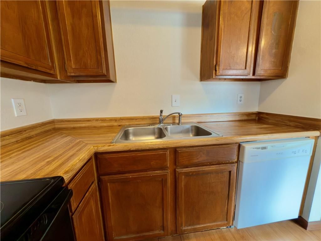 501 Colorado Street — photo 11