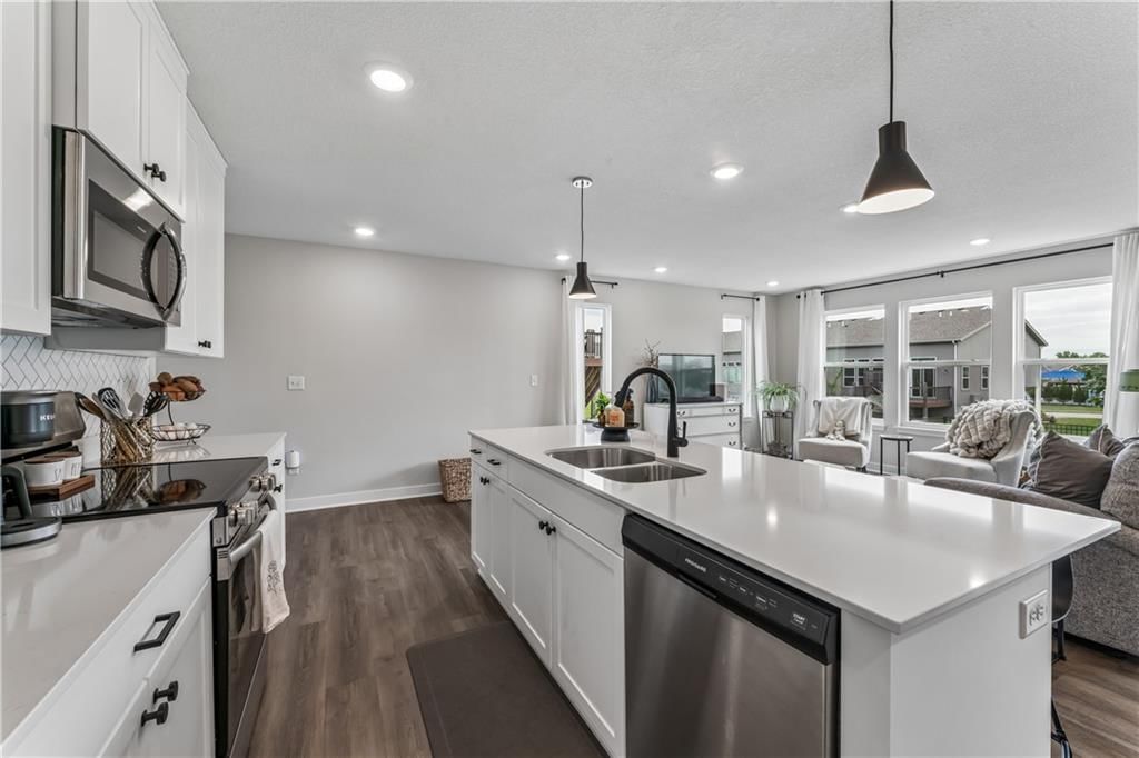 3743 SW Clayton Place — photo 9