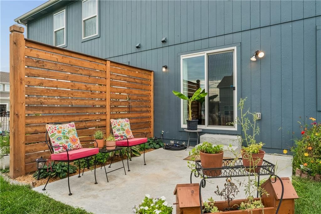 3743 SW Clayton Place — photo 31