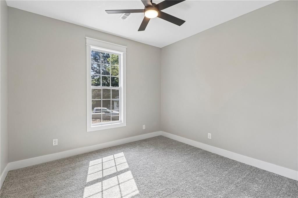 203 Saint Charles Street — photo 24
