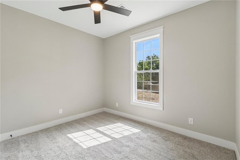 203 Saint Charles Street — photo 25