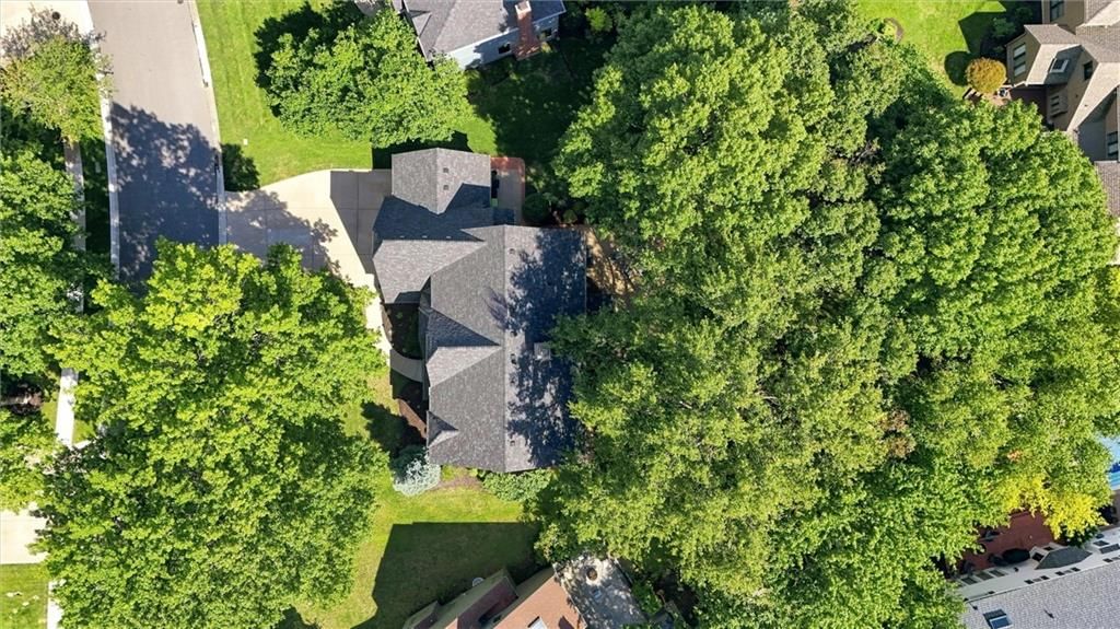 10427 W 126th Street — photo 24