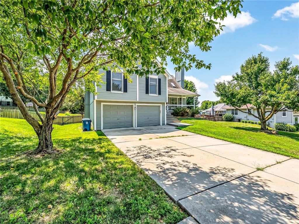 805 Black Oak Drive — photo 3