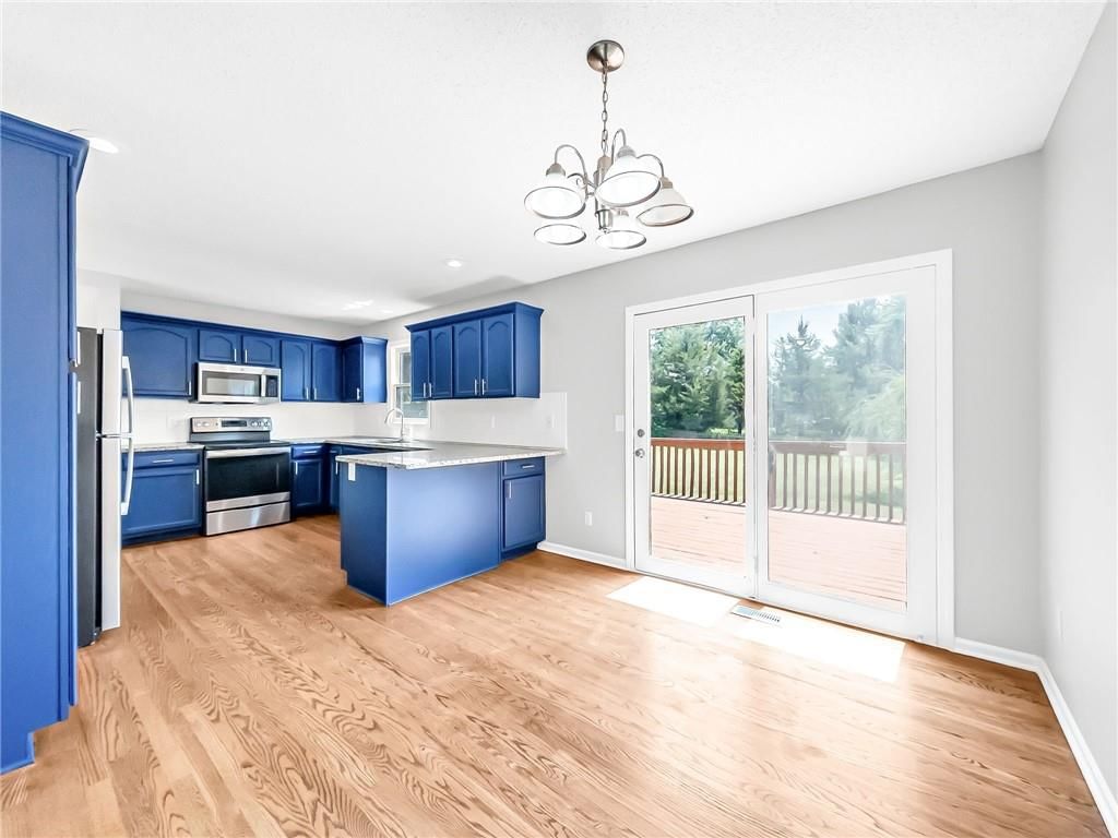 805 Black Oak Drive — photo 8