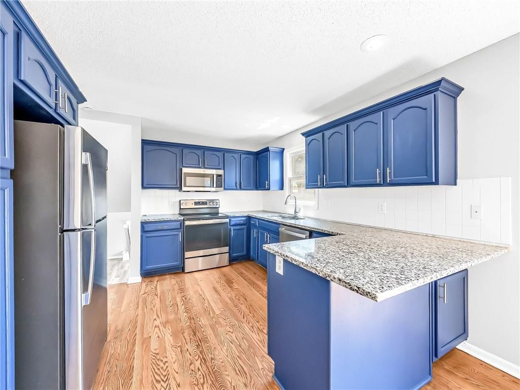 805 Black Oak Drive — photo 9