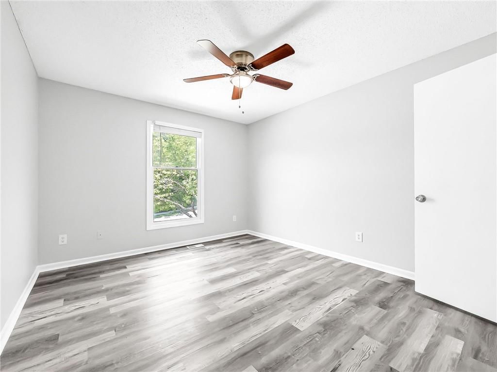 805 Black Oak Drive — photo 13