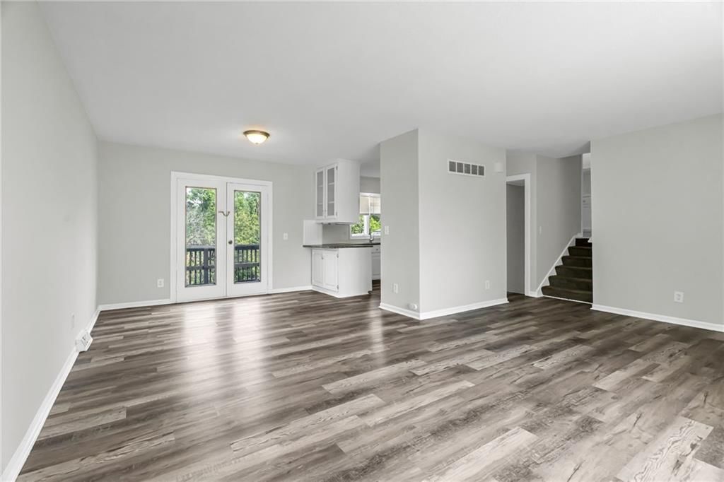 1304 NW 65th Terrace — photo 4