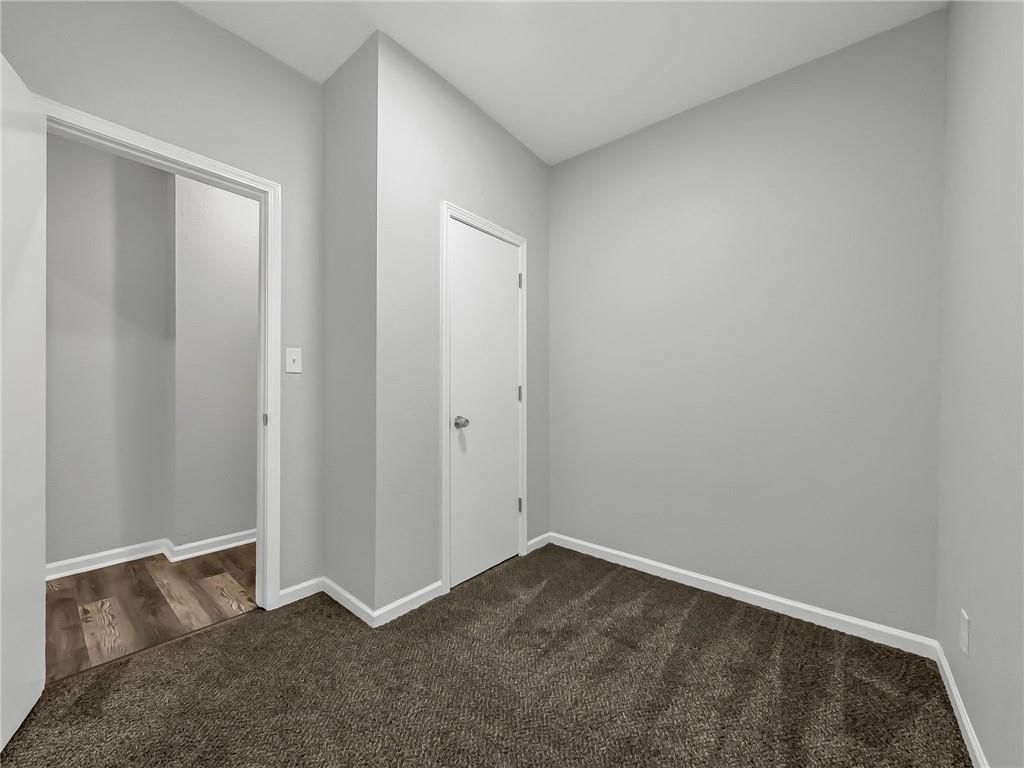 3616 Wyandotte Street — photo 9