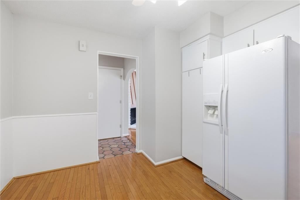 10220 Foster Street — photo 19