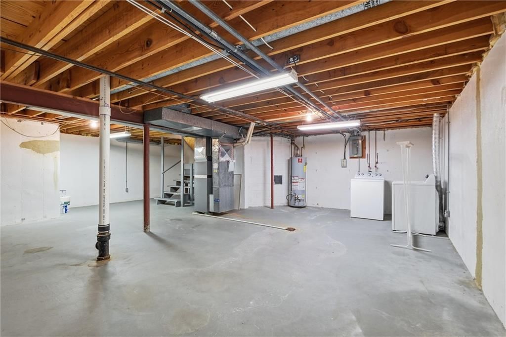 10220 Foster Street — photo 30