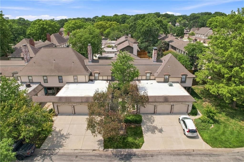 10220 Foster Street — photo 37