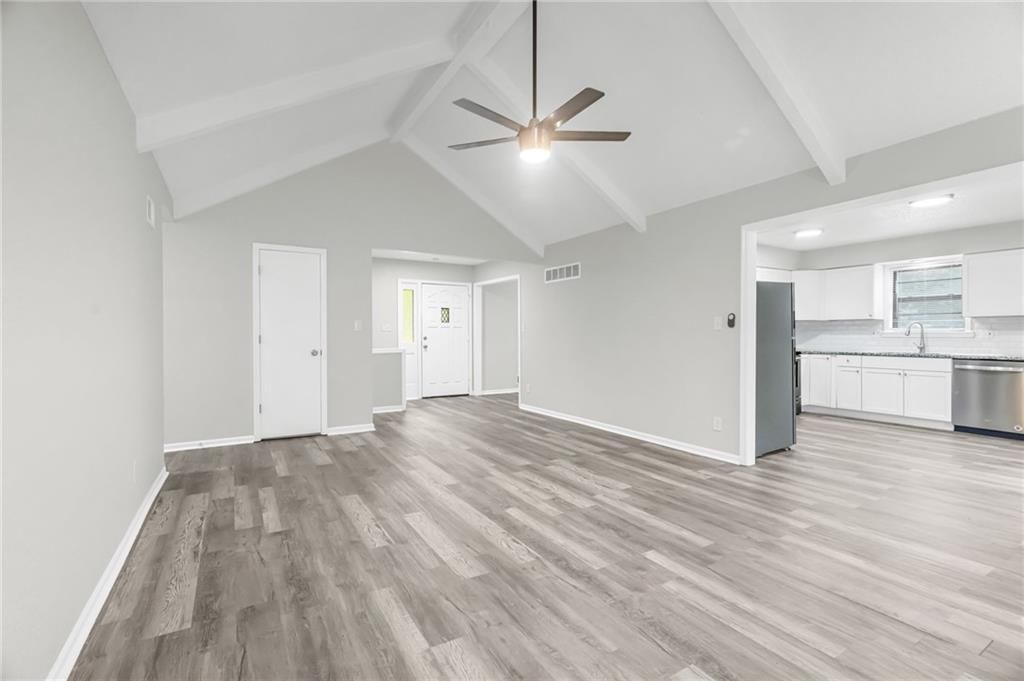 3612 NE Chapel Drive — photo 6