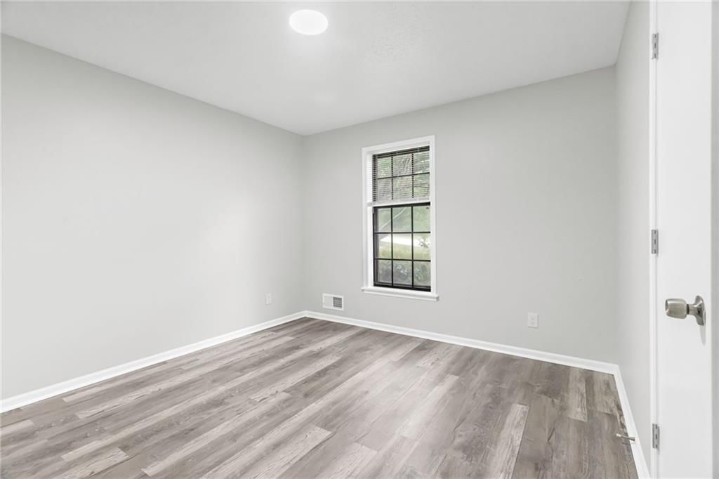 3612 NE Chapel Drive — photo 15