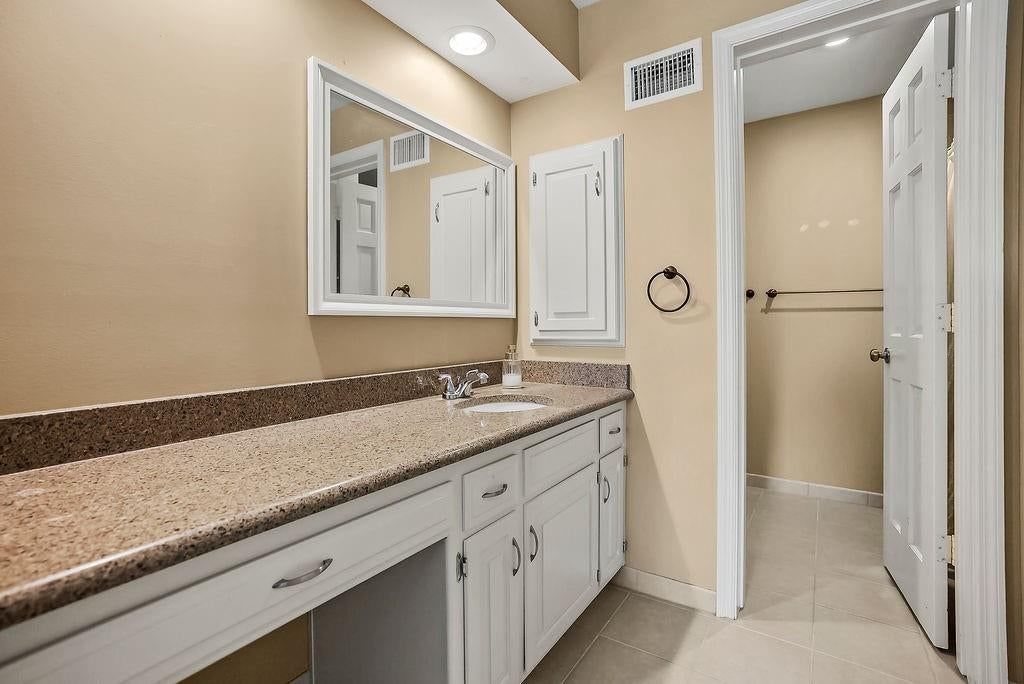 5716 Metcalf Court — photo 19