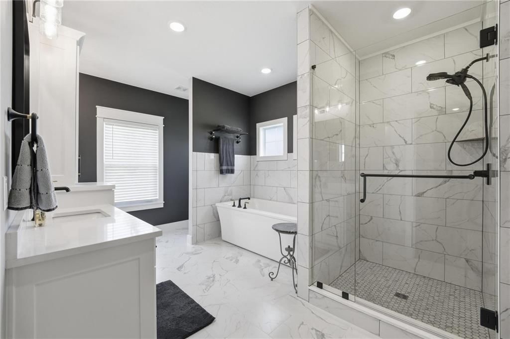 15928 E Cogan Lane — photo 33