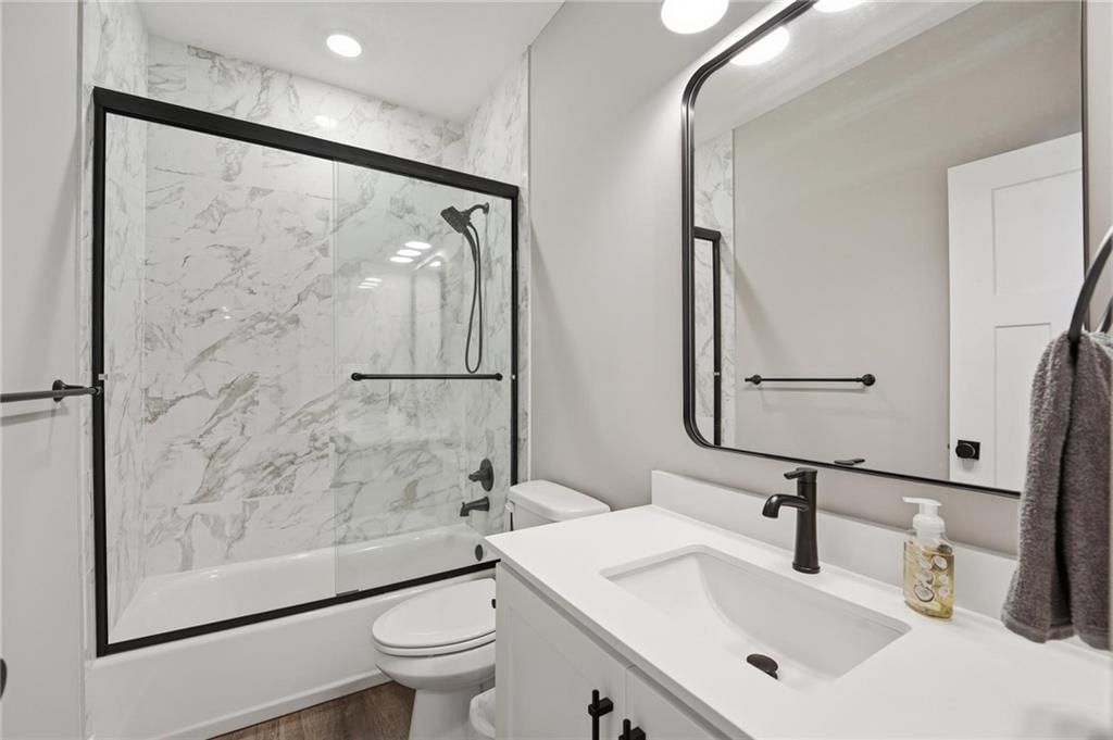 15928 E Cogan Lane — photo 42