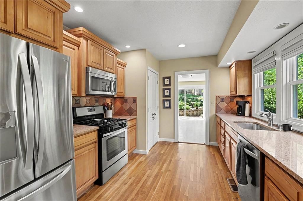 4806 Westwood Road — photo 25