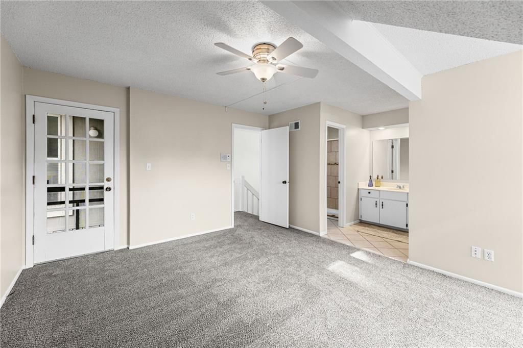 7928 Halsey Street — photo 19