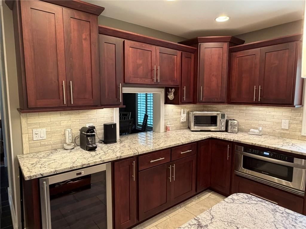 706 Neosho Court — photo 9