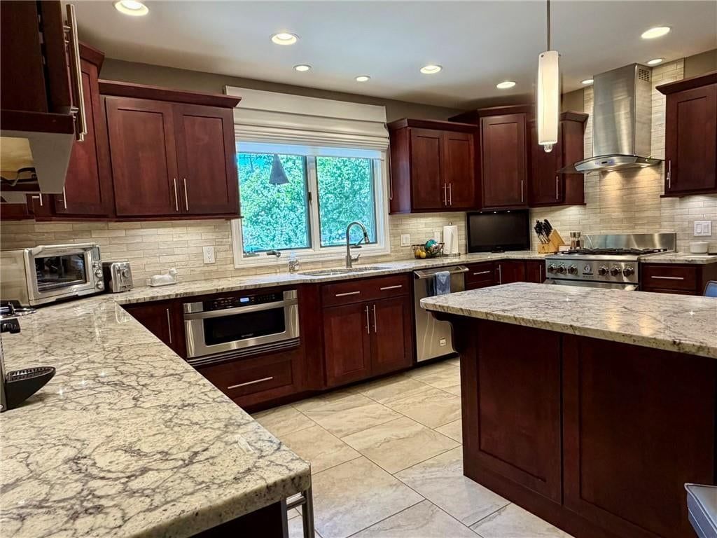 706 Neosho Court — photo 10