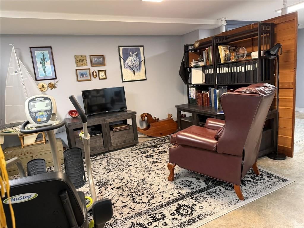 706 Neosho Court — photo 38