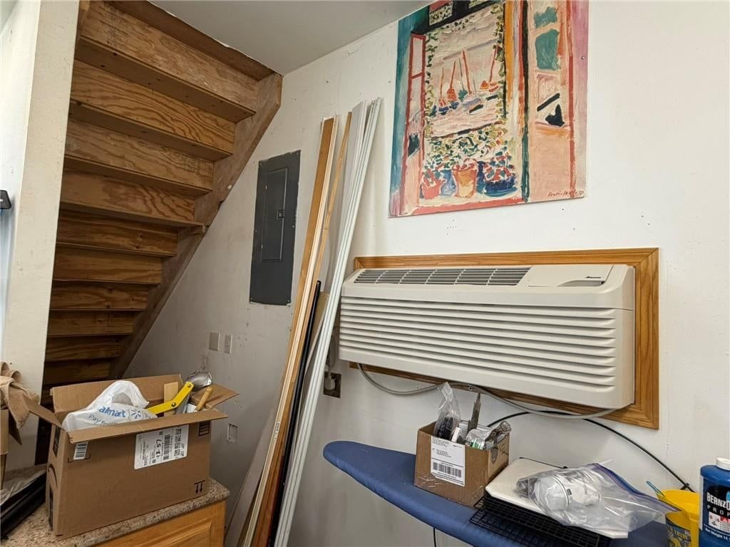 706 Neosho Court — photo 48