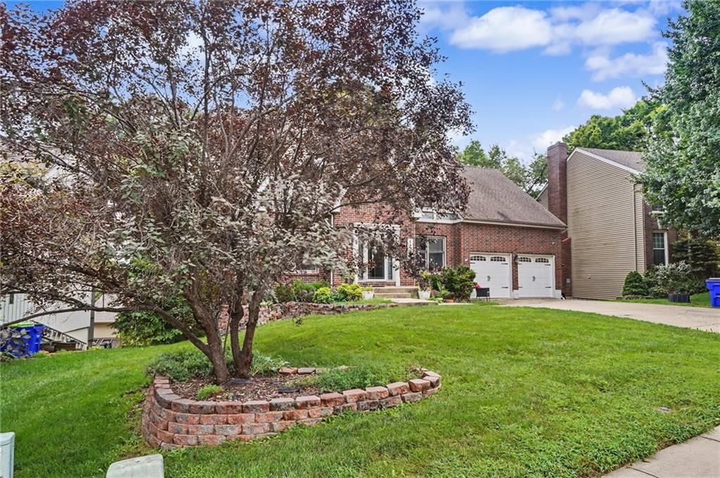 14935 W 76th Street — photo 2