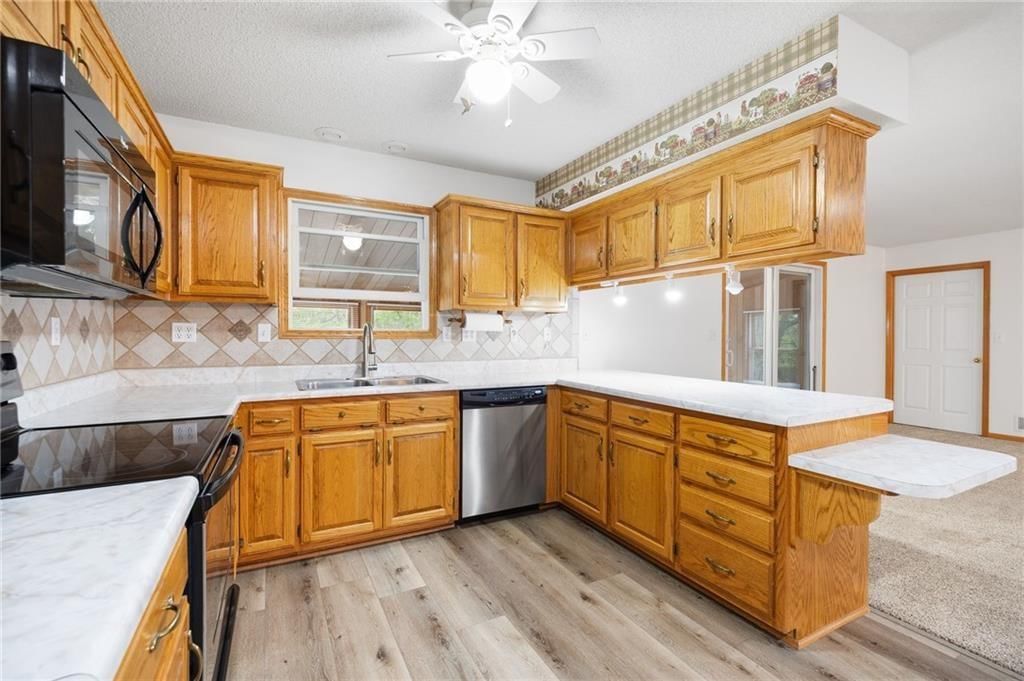 1412 Northfield Park Boulevard — photo 17