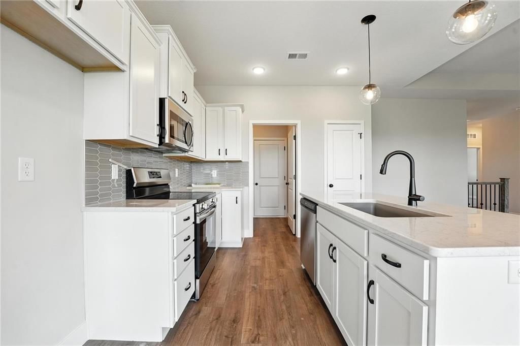 12508 S White Ash Lane — photo 4