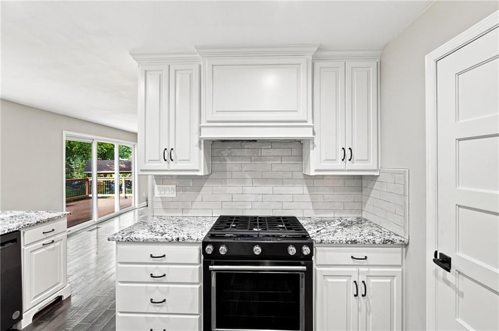 244 N Winnebago Drive — photo 12
