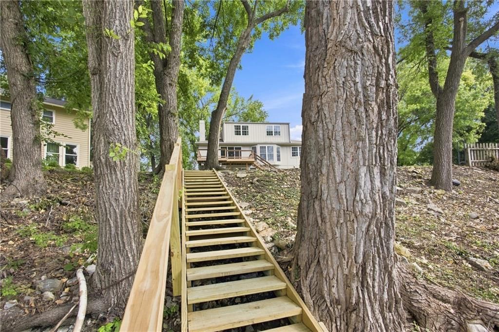 244 N Winnebago Drive — photo 36