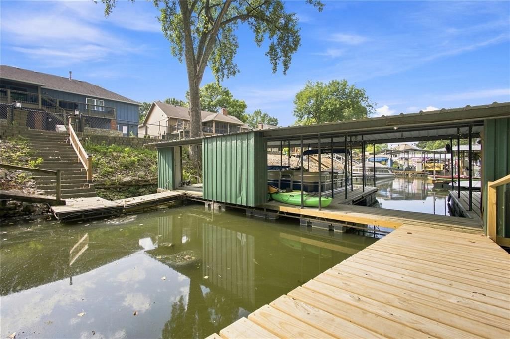 244 N Winnebago Drive — photo 38