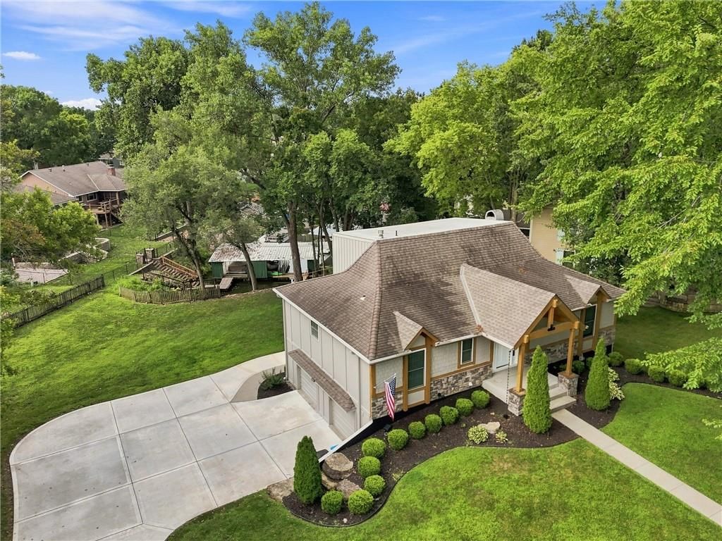 244 N Winnebago Drive — photo 45