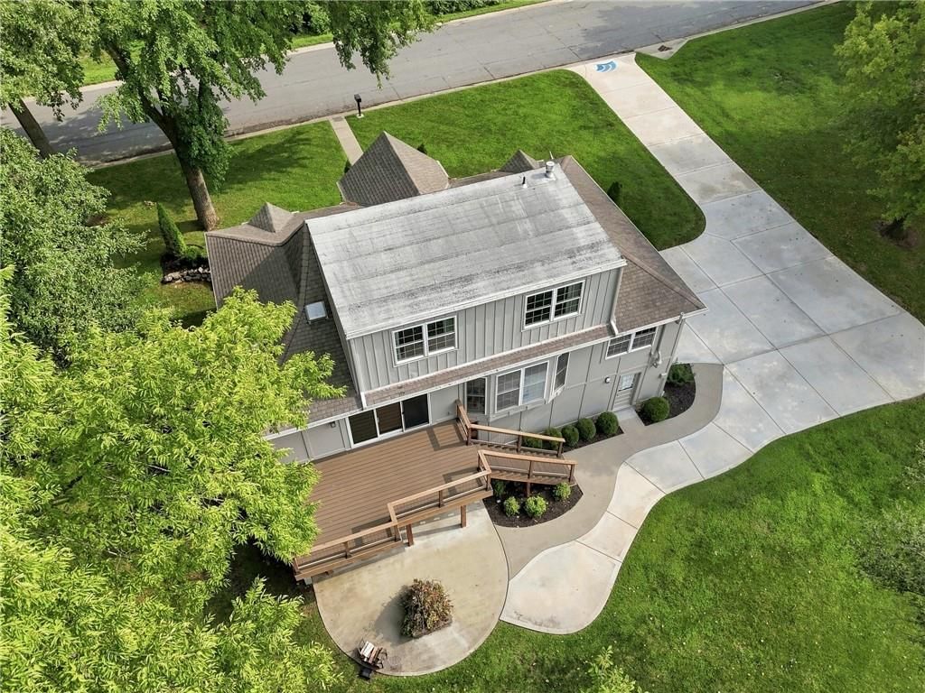 244 N Winnebago Drive — photo 48