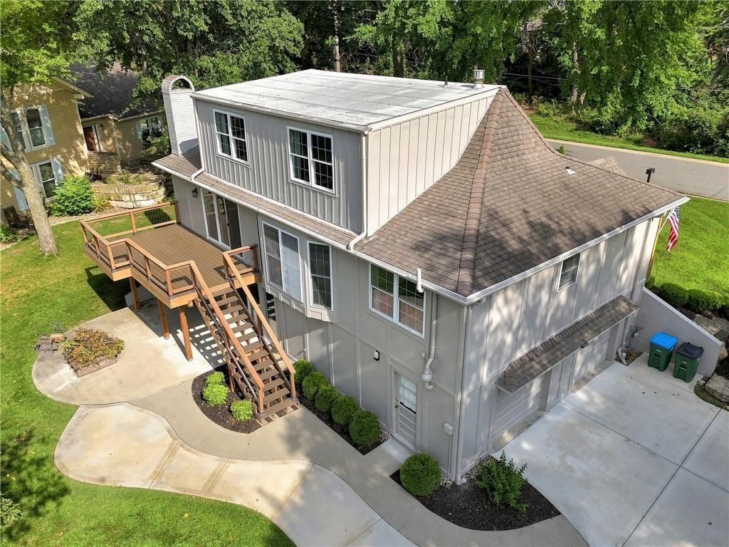 244 N Winnebago Drive — photo 49