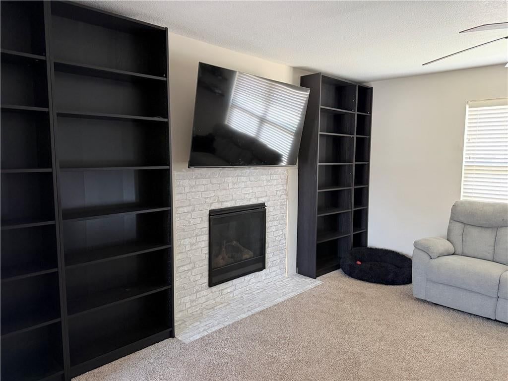 214 NE Greystone Way — photo 5