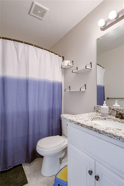 214 NE Greystone Way — photo 24
