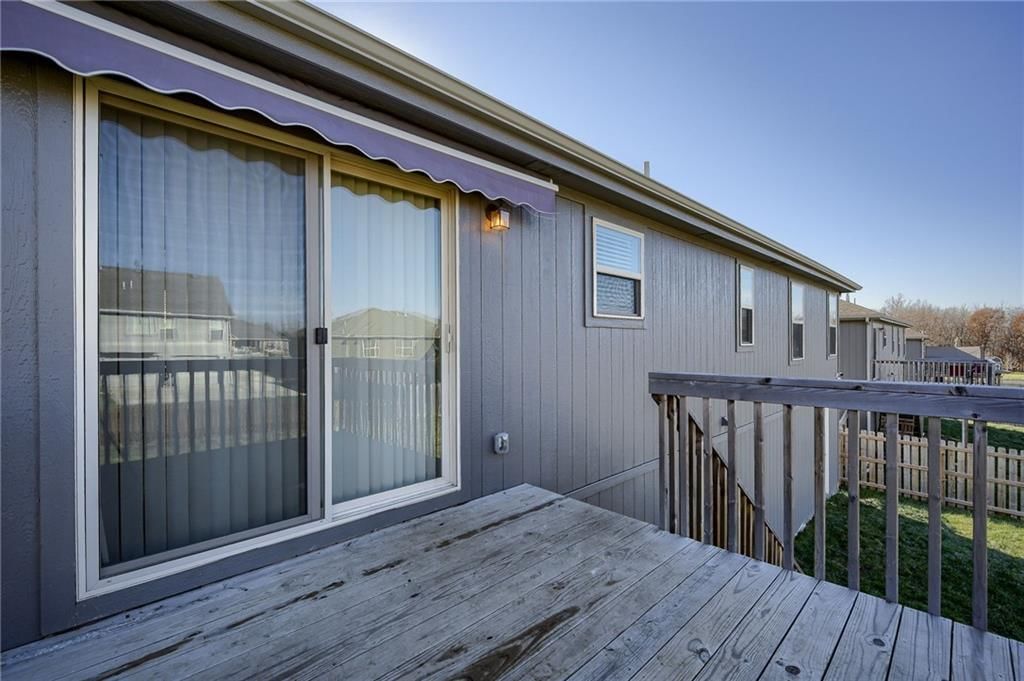 214 NE Greystone Way — photo 32