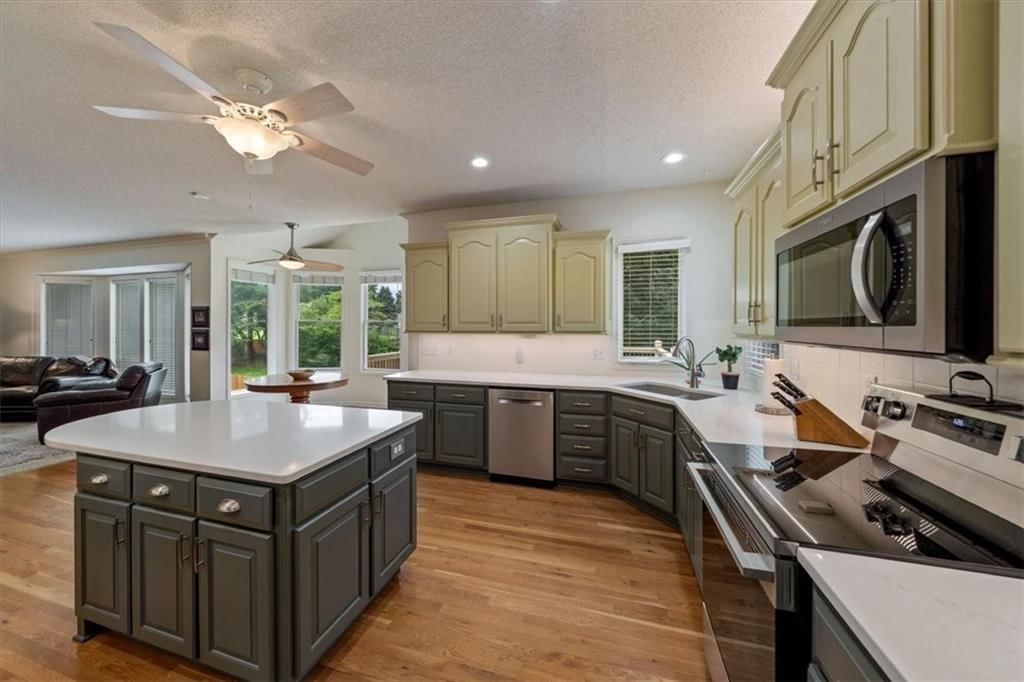 7326 Charles Street — photo 10