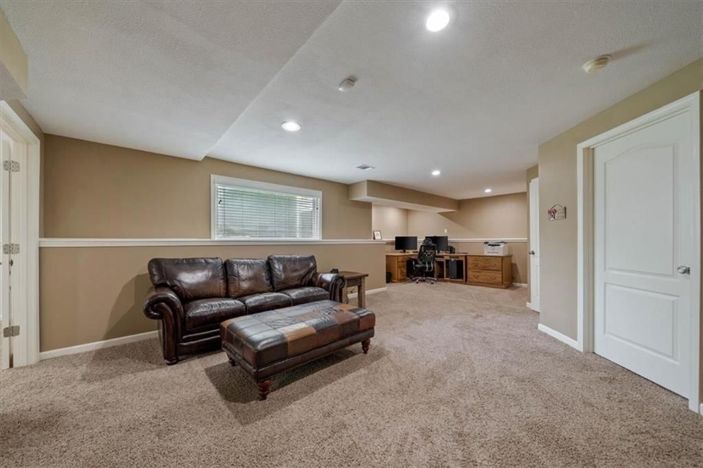 7326 Charles Street — photo 32