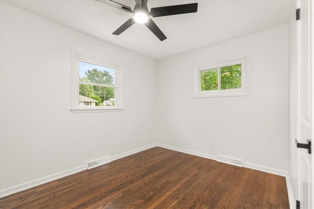 1002 S Main Street — photo 17