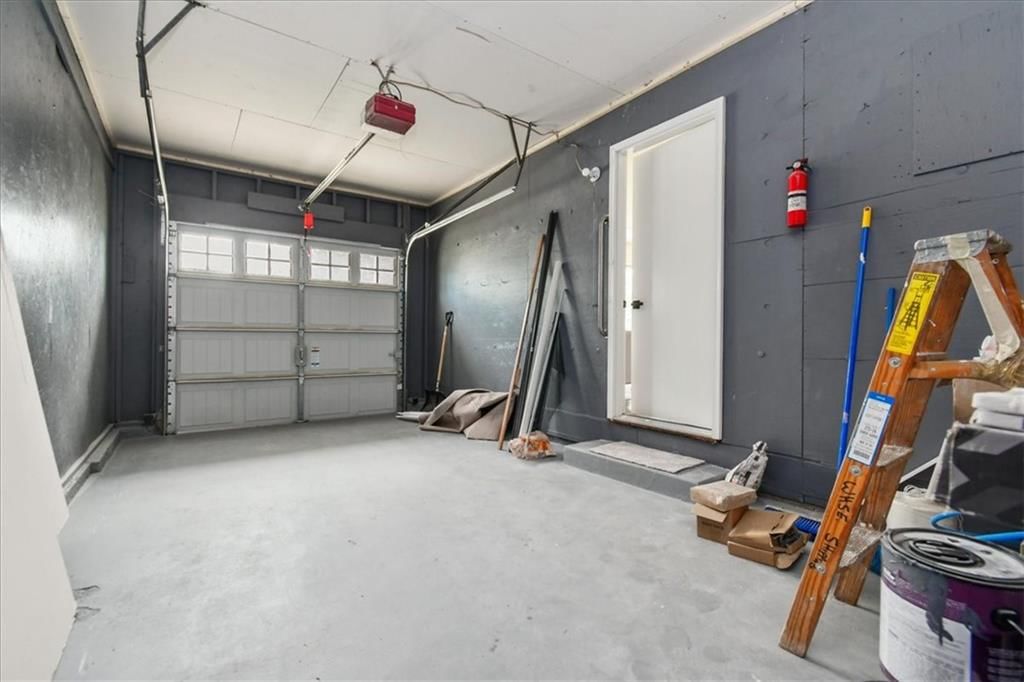 1002 S Main Street — photo 20