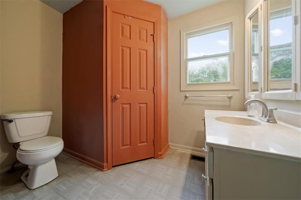 103 Ash Street — photo 17