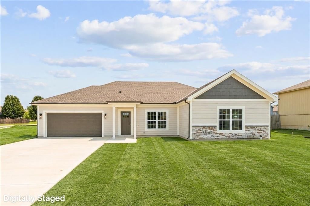 571 S Meadowbrook Street — photo 1