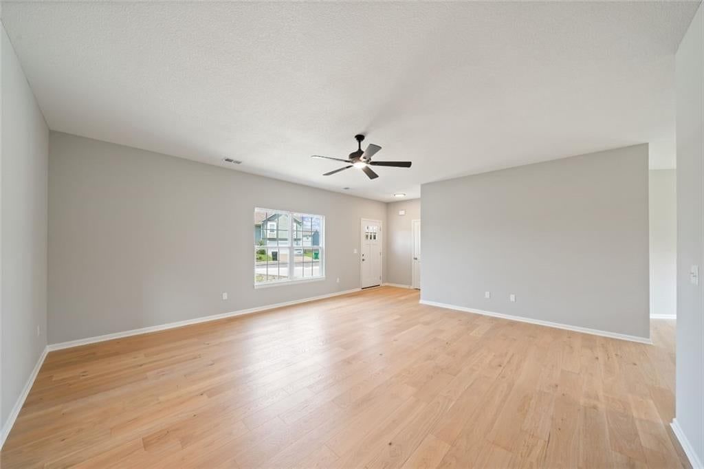 571 S Meadowbrook Street — photo 7