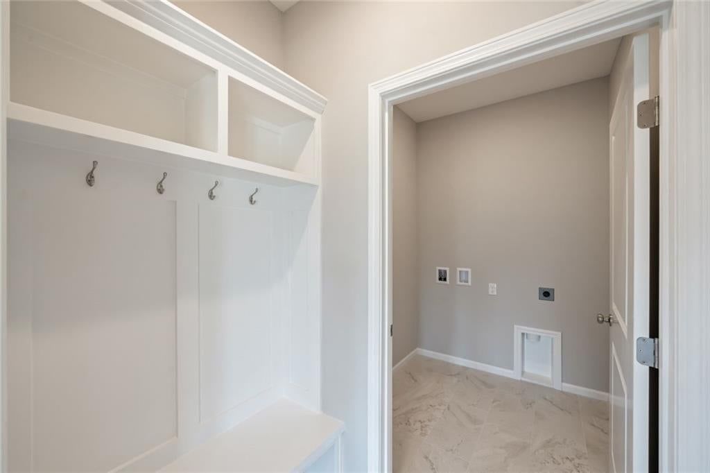 571 S Meadowbrook Street — photo 31