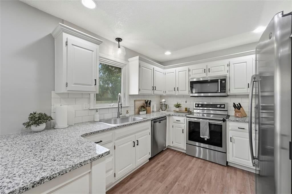 12825 S Arapaho Drive — photo 20